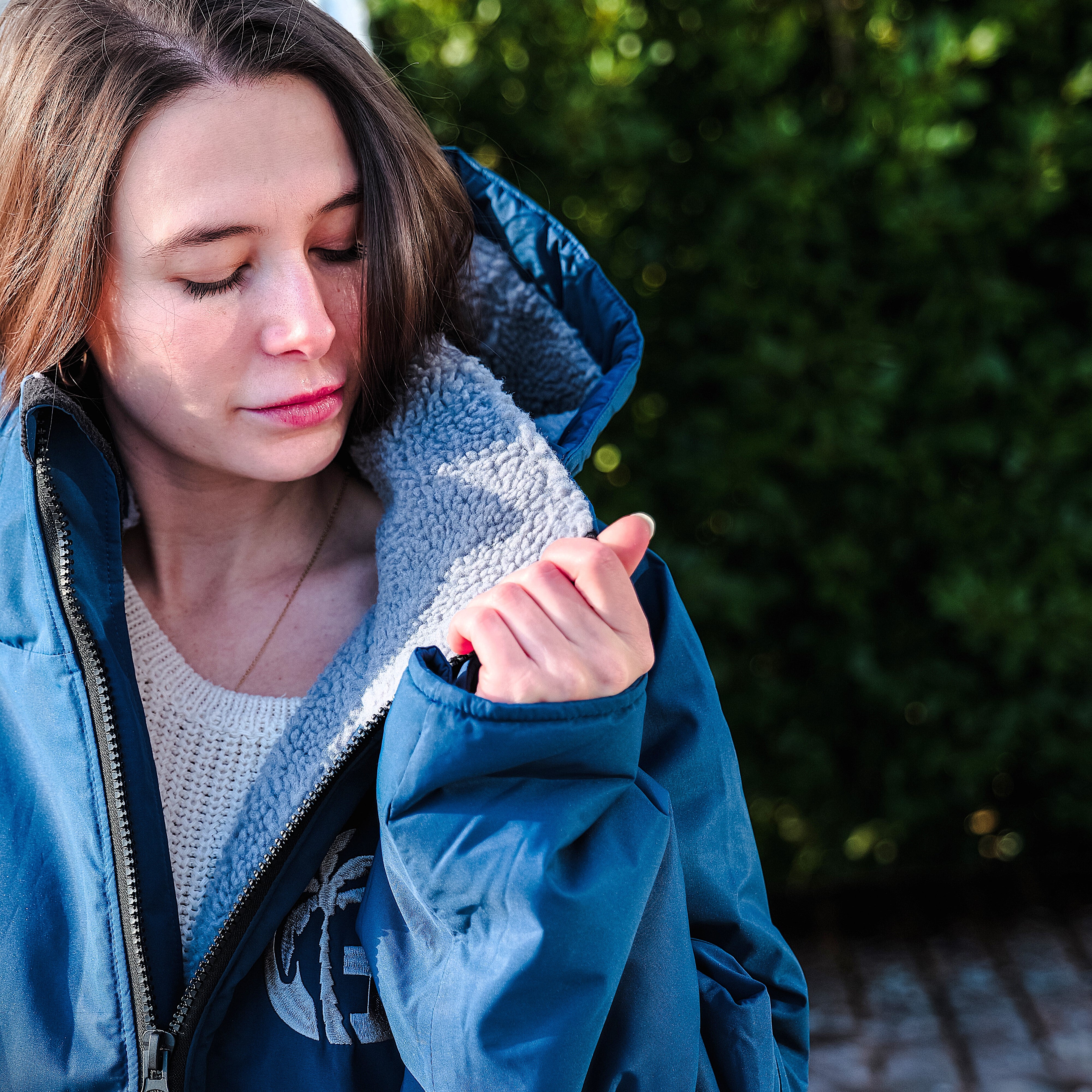 Sports-Cape - Navy & Grey