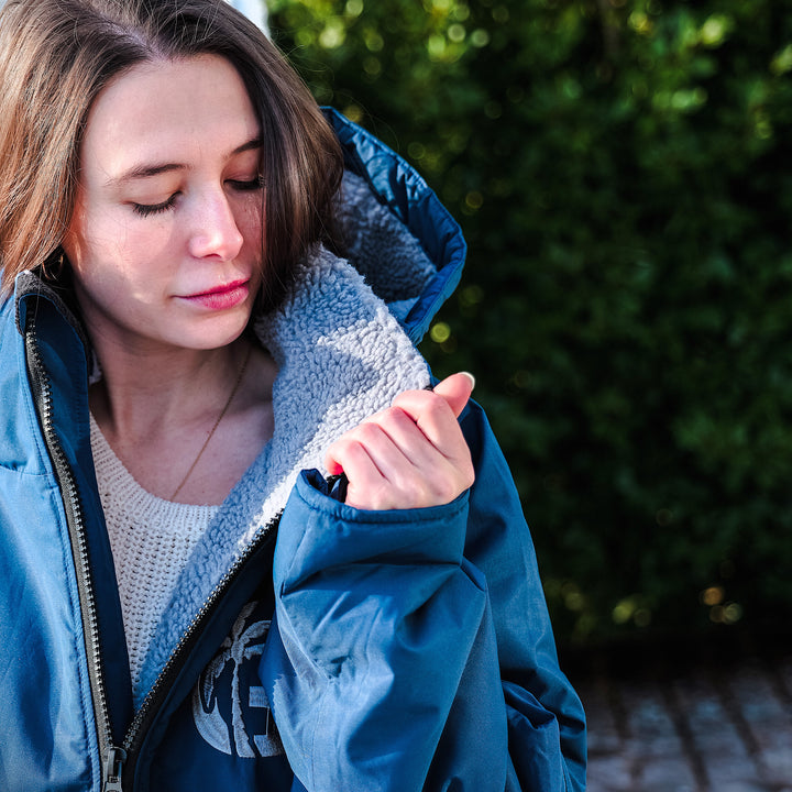Sports-Cape - Navy & Grey