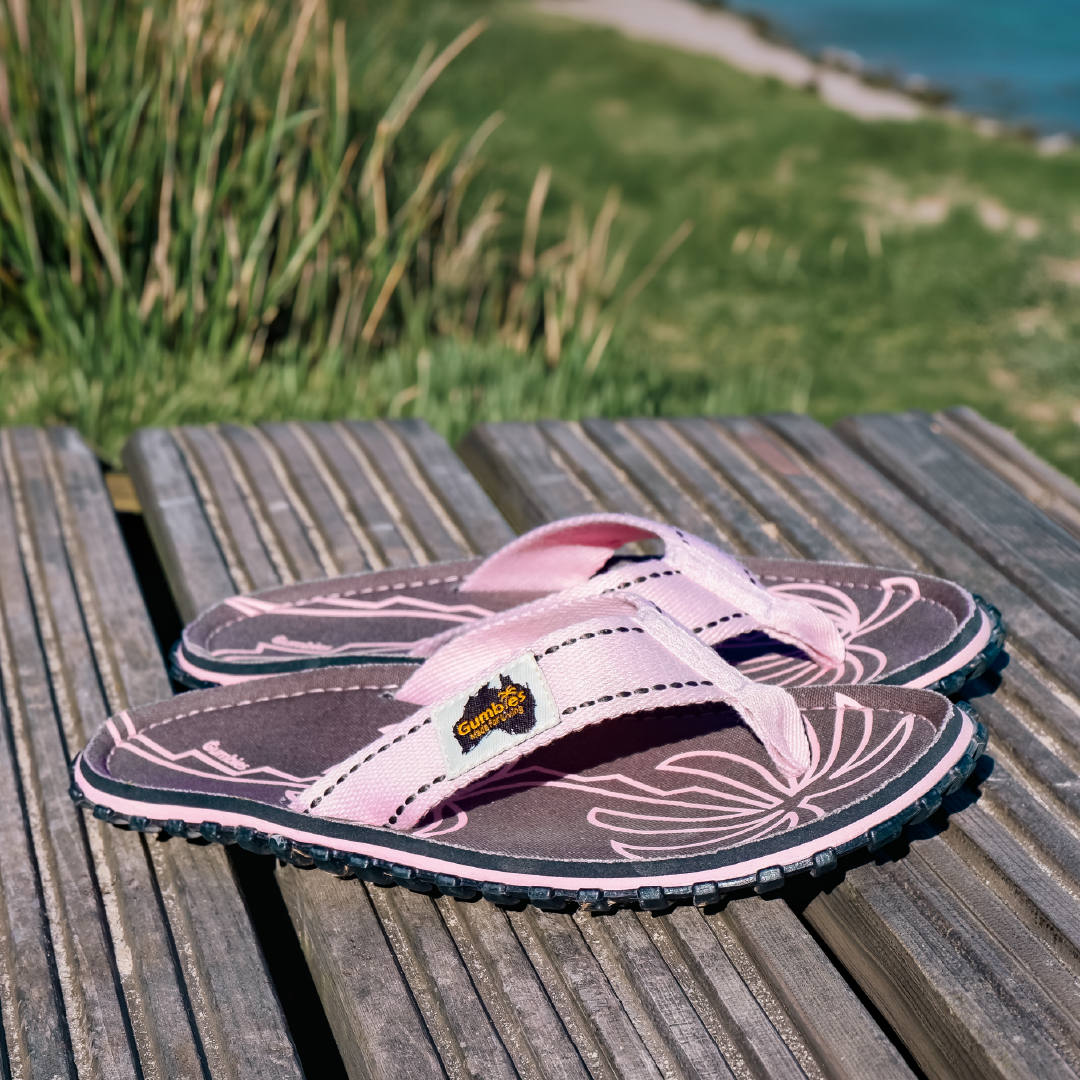 Islander Flip-Flops - Women's - Palm Leaf Grey